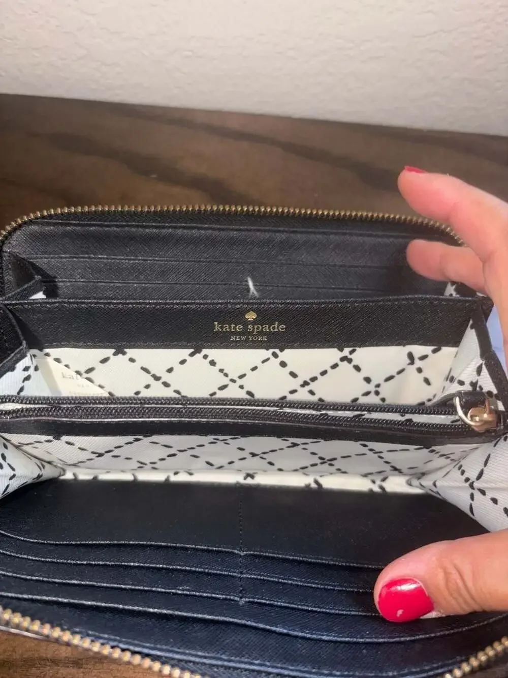 Kate Spade Laurel Way Neda Saffiano Leather Zip-Around Wallet in Black